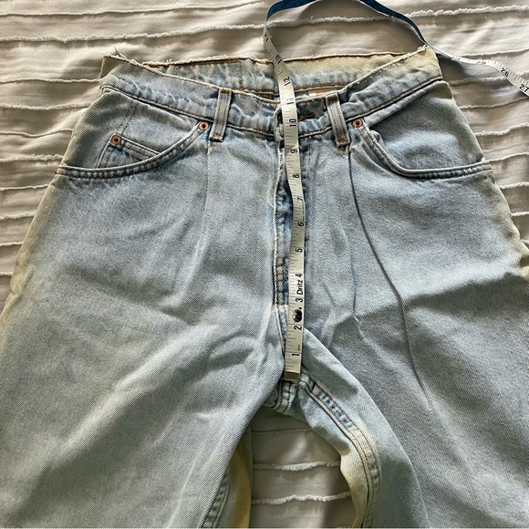 Vintage Levi’s 580 Denim Jean Shorts Baggy Fit Jorts - Picture 9 of 10